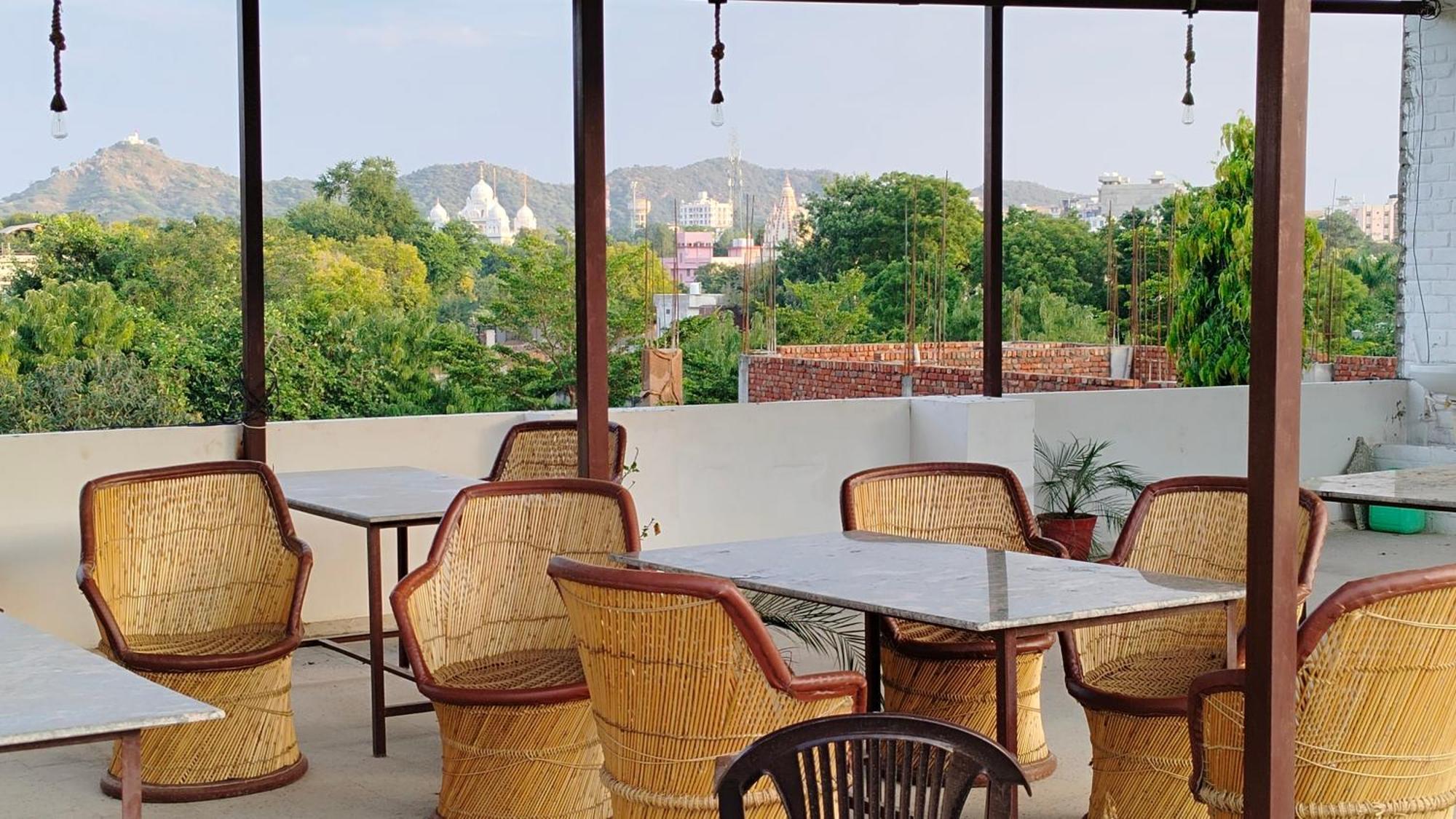 Hotel Grand Vijay Pushkar Ngoại thất bức ảnh